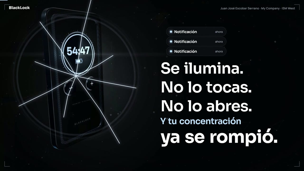 Fotograma del video de BlackLock: el celular se ilumina